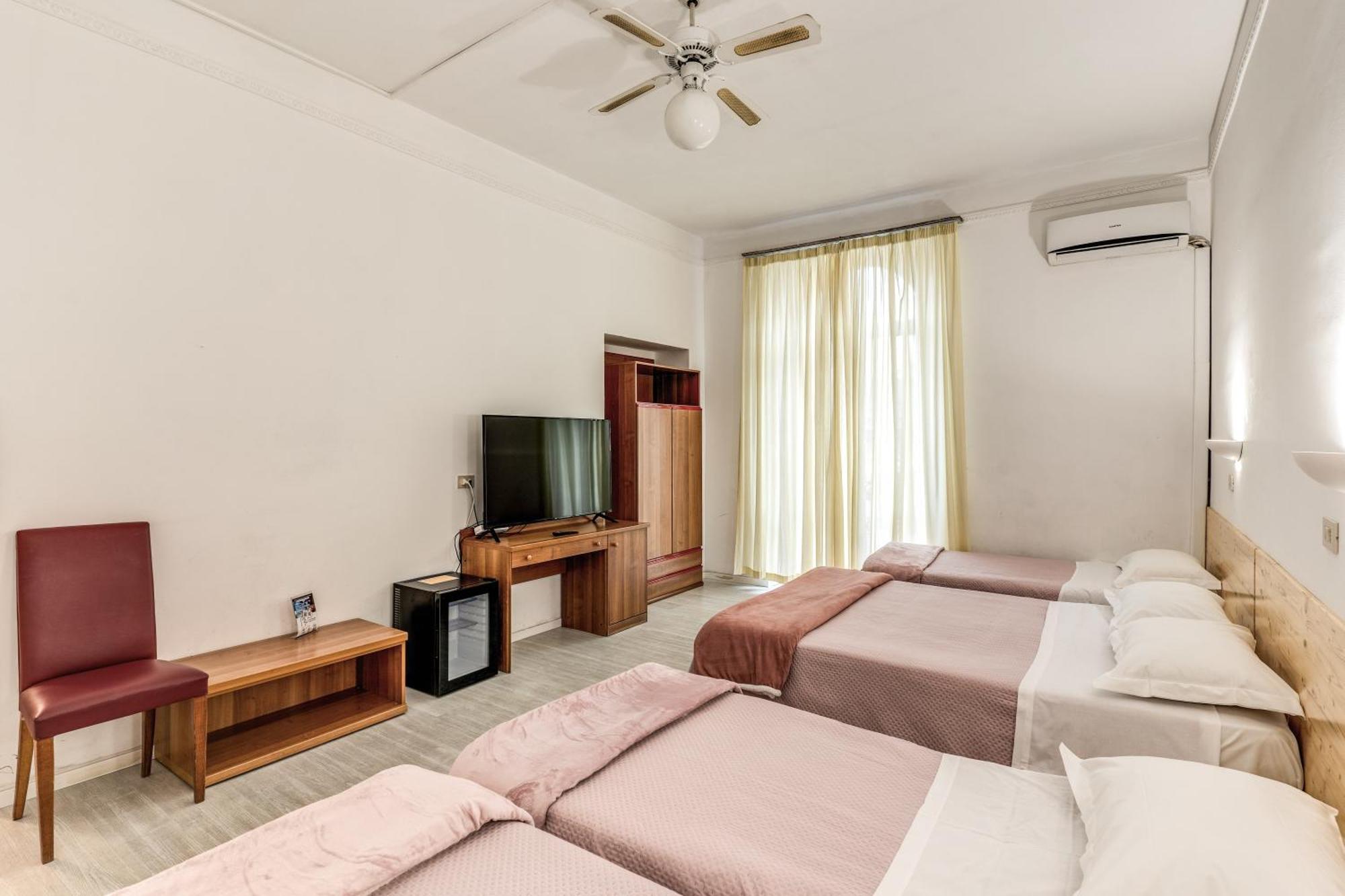 Hotel Altavilla 9 โรม ภายนอก รูปภาพ